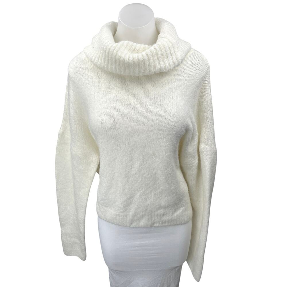Olivaceous Cream White Turtleneck Cutout Back Pullover Knit Sweater Top Size L